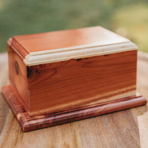 Classic Cedar Box1