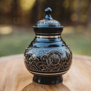 Traditional Urn-Ornate1